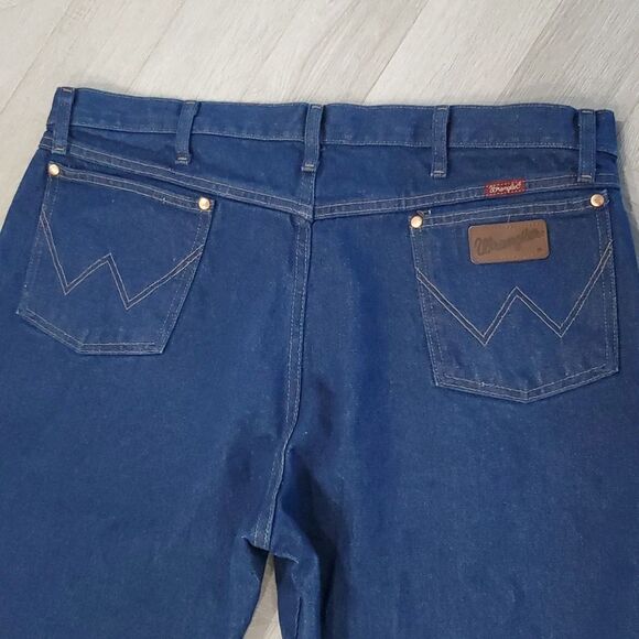 Wrangler Jeans Men 40x30 Blue Original Straight Leg 13MWZ, Like New - Picture 6 of 7